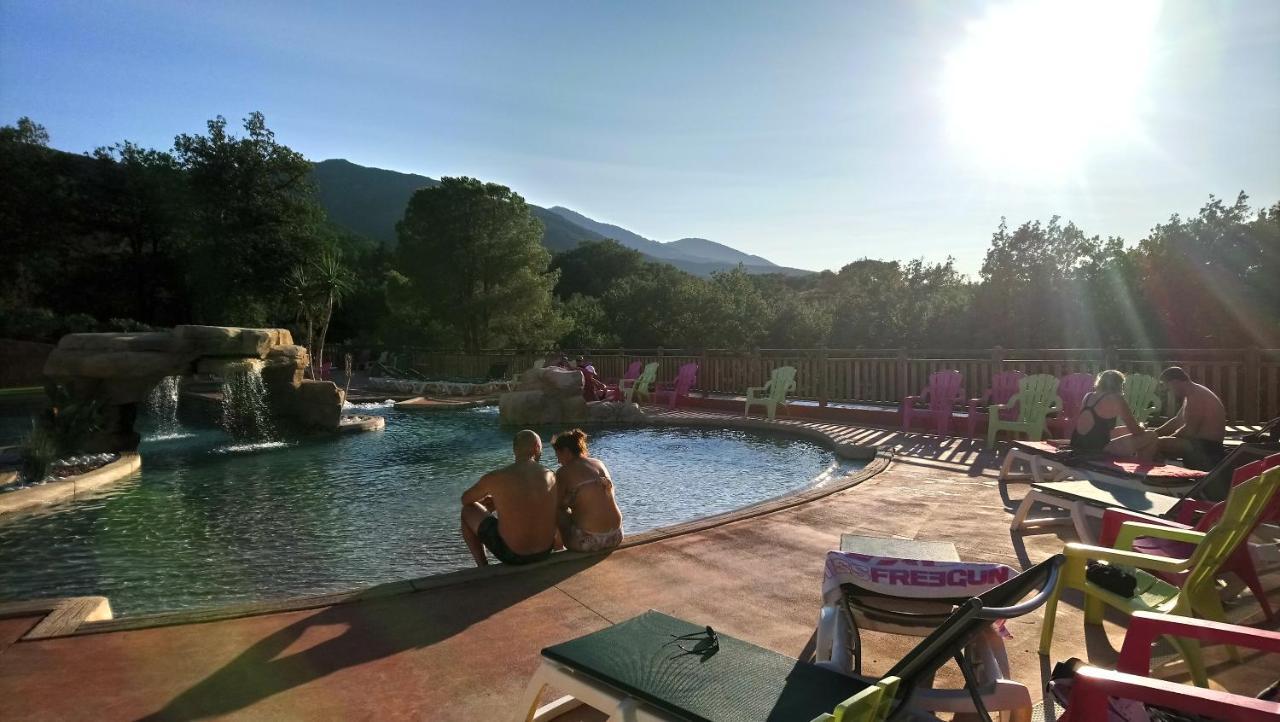Camping Des Alberes Laroque-des-Albères Buitenkant foto